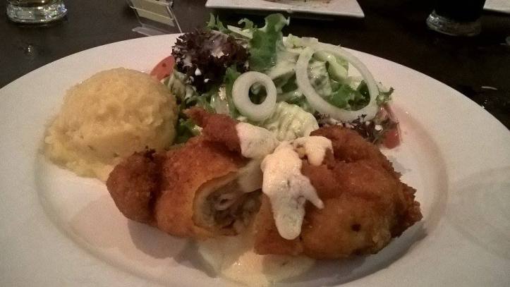 16295556_10211928892400643_1369806939_n