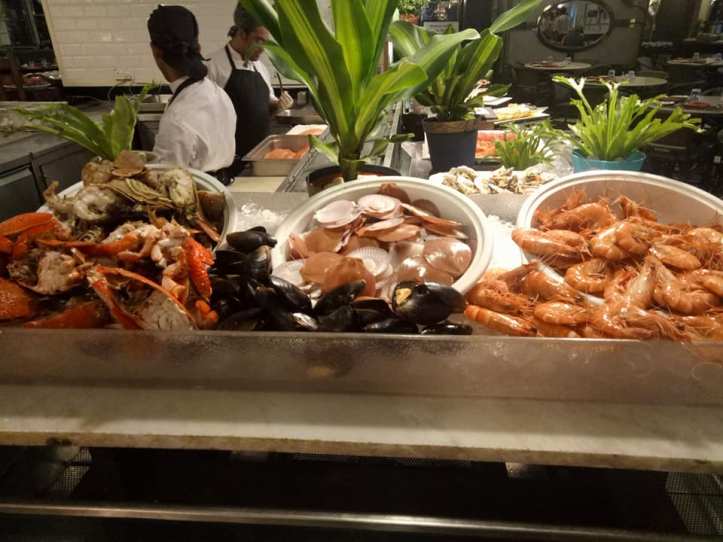 26169192_1572325032836356_6765305059293249986_n